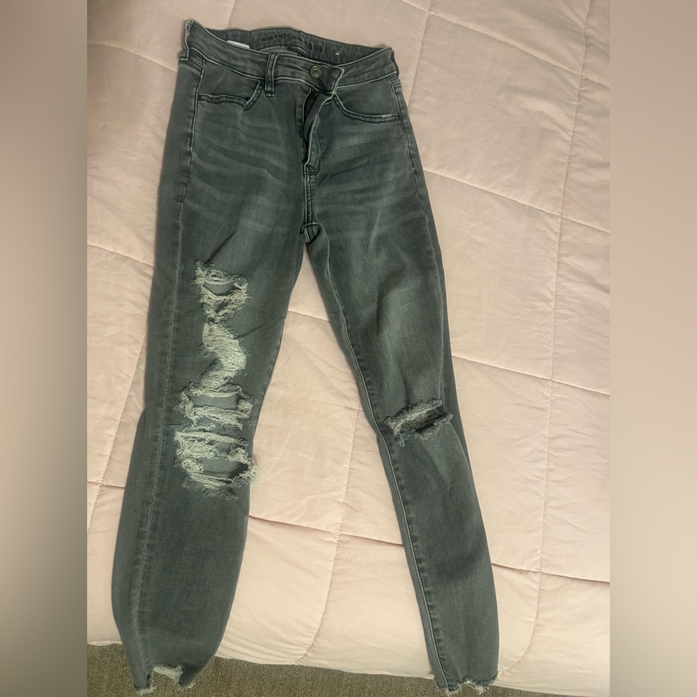 American Eagle Distressed Gray Women's Jeans